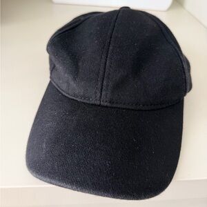 OAK + FORT Black Cap Hat Adjustable Unisex Adult One Size